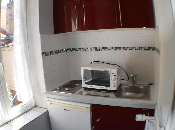 Superbe Dans Quartier Calme Appartement *